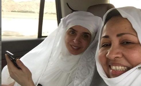 بالفيديو ..دينا تكشف حقيقة زواجها من رجل أعمال سعودى